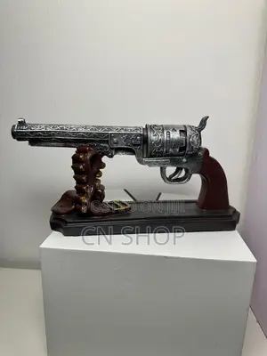 Luxury Gun Decor