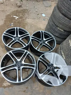 Mercedes Alloyed Rim 20inch!