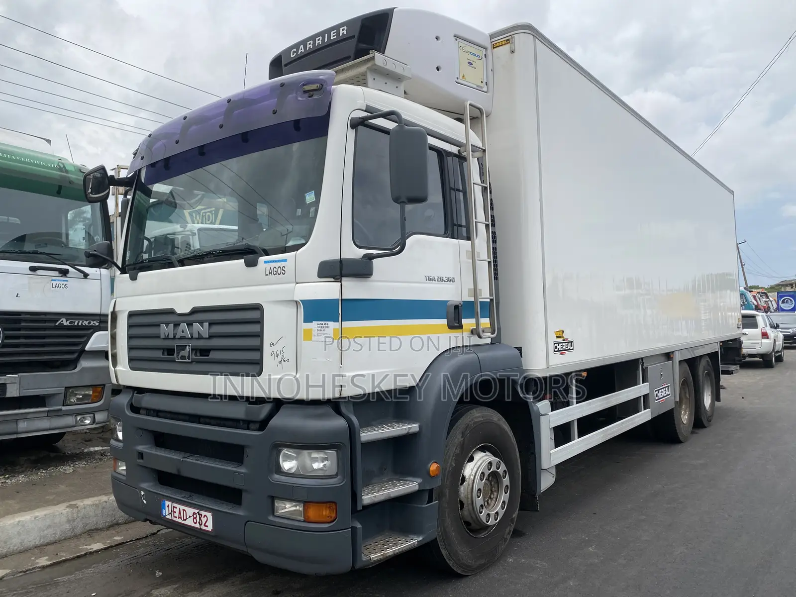 Man 27ft Cooling Van