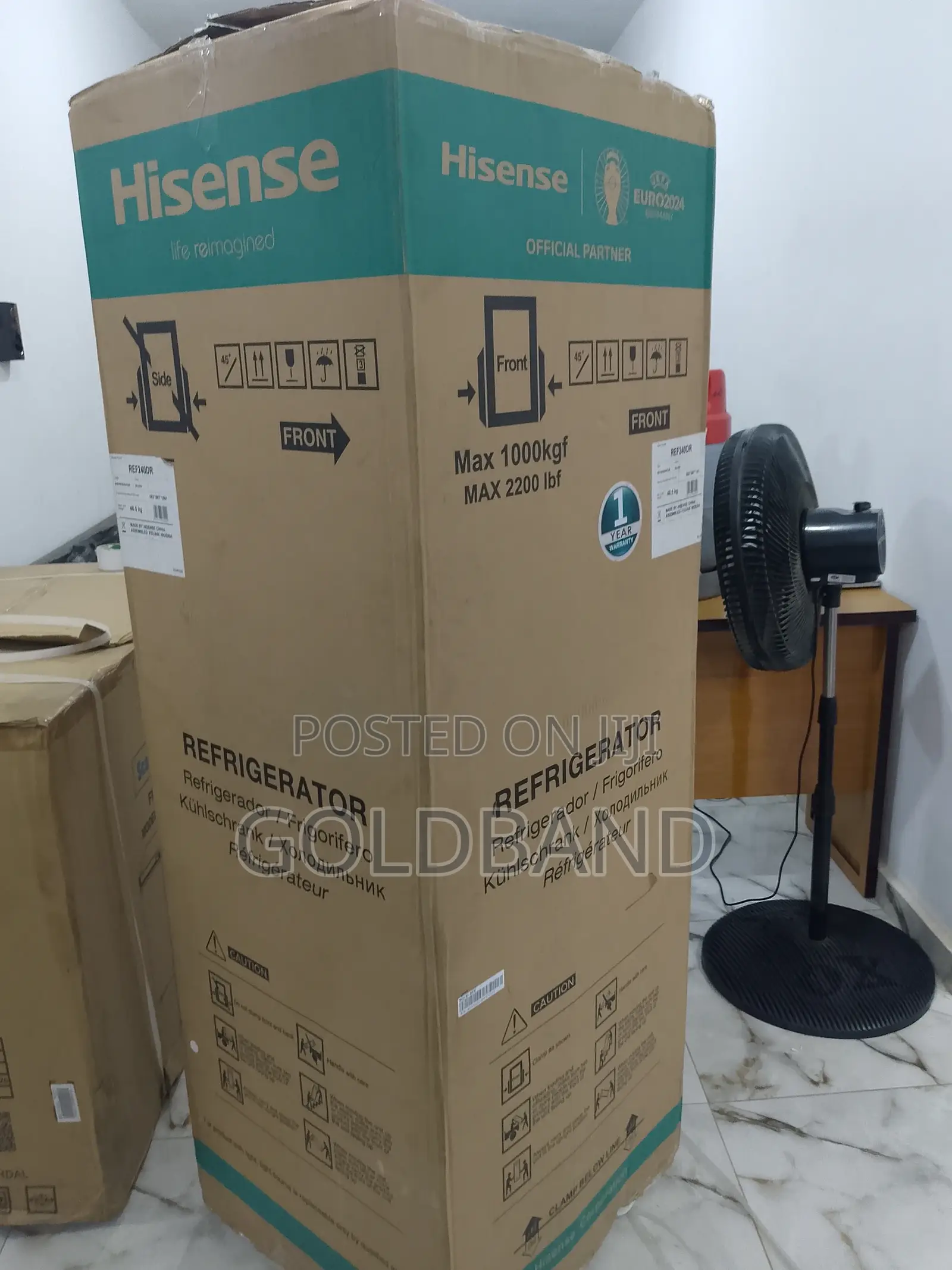 Hisense 240dr Refrigerator With Large Storage
