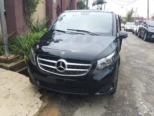 Mercedes-Benz Viano 2018 Black