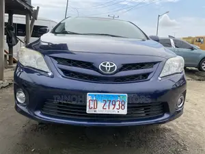 Toyota Corolla 2013 Blue