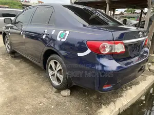 Toyota Corolla 2013 Blue