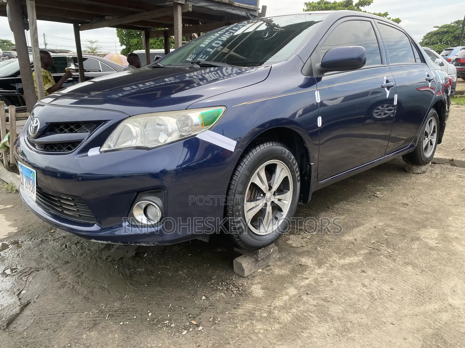 Toyota Corolla LE 4dr Sedan (1.8L 4cyl 4A) 2013 Blue