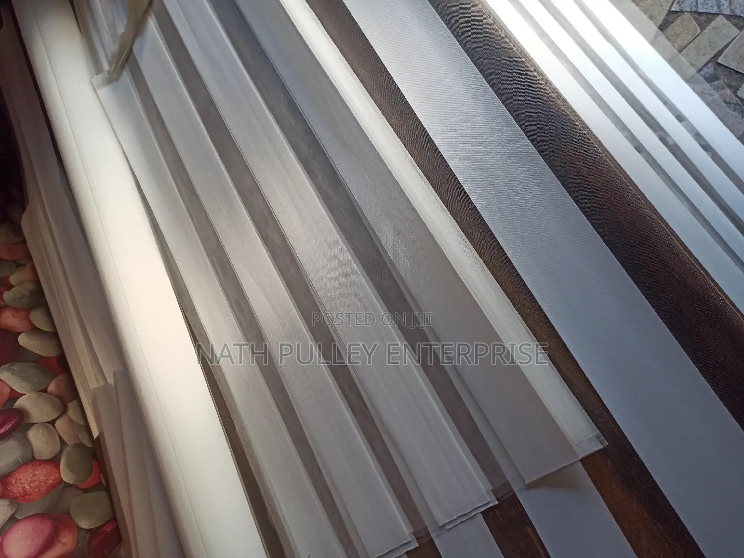 Classic Plain White Day and Night Blinds