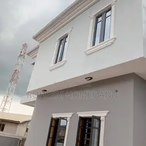 5bdrm Duplex in Secured Estate, Ojodu for sale
