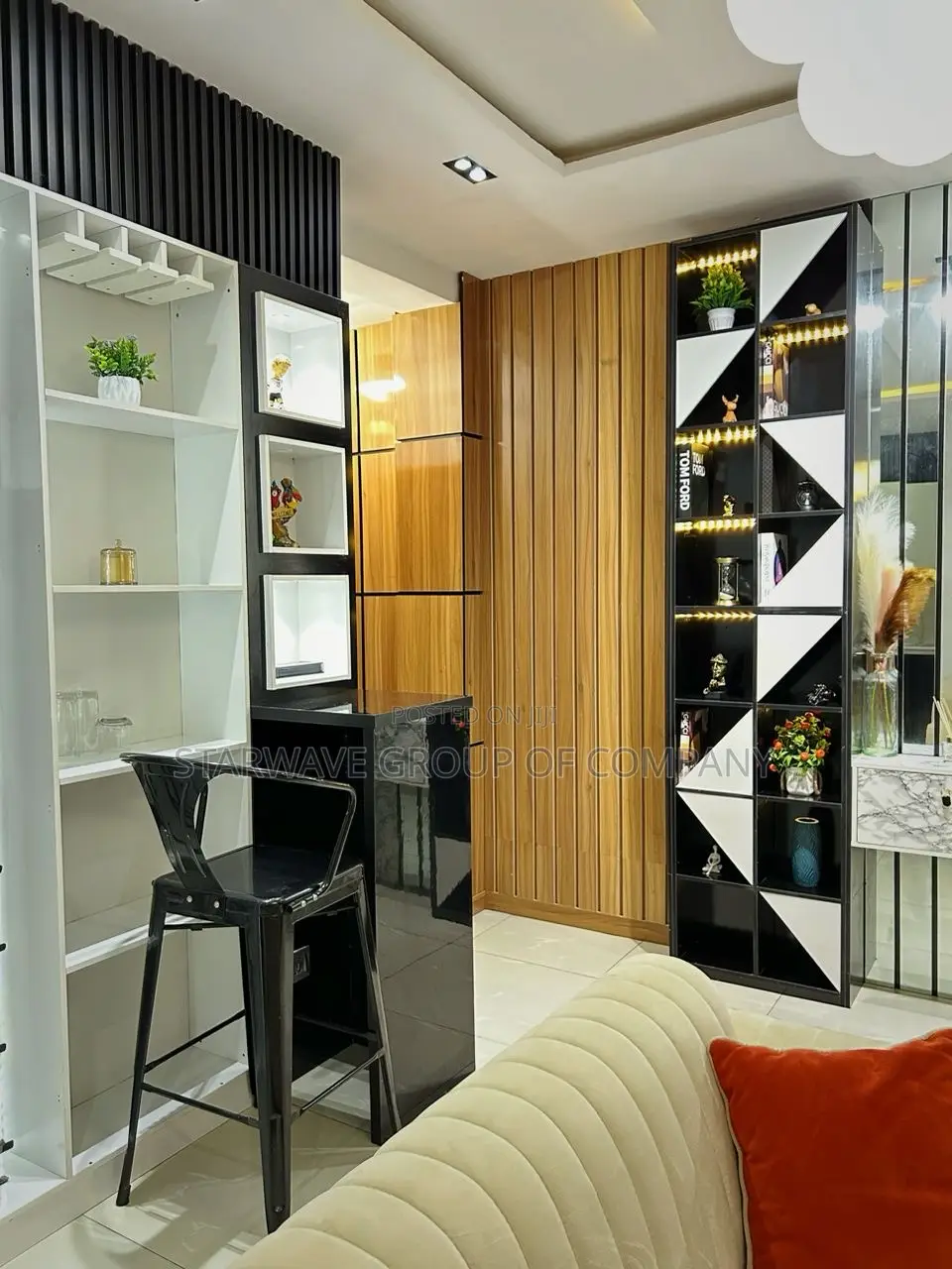 One Bed With Swimming Pool and Elevator