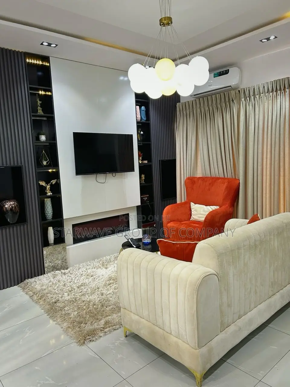 One Bed With Swimming Pool and Elevator