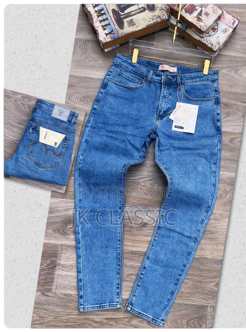 Original Designer Plain Men Jeans Available