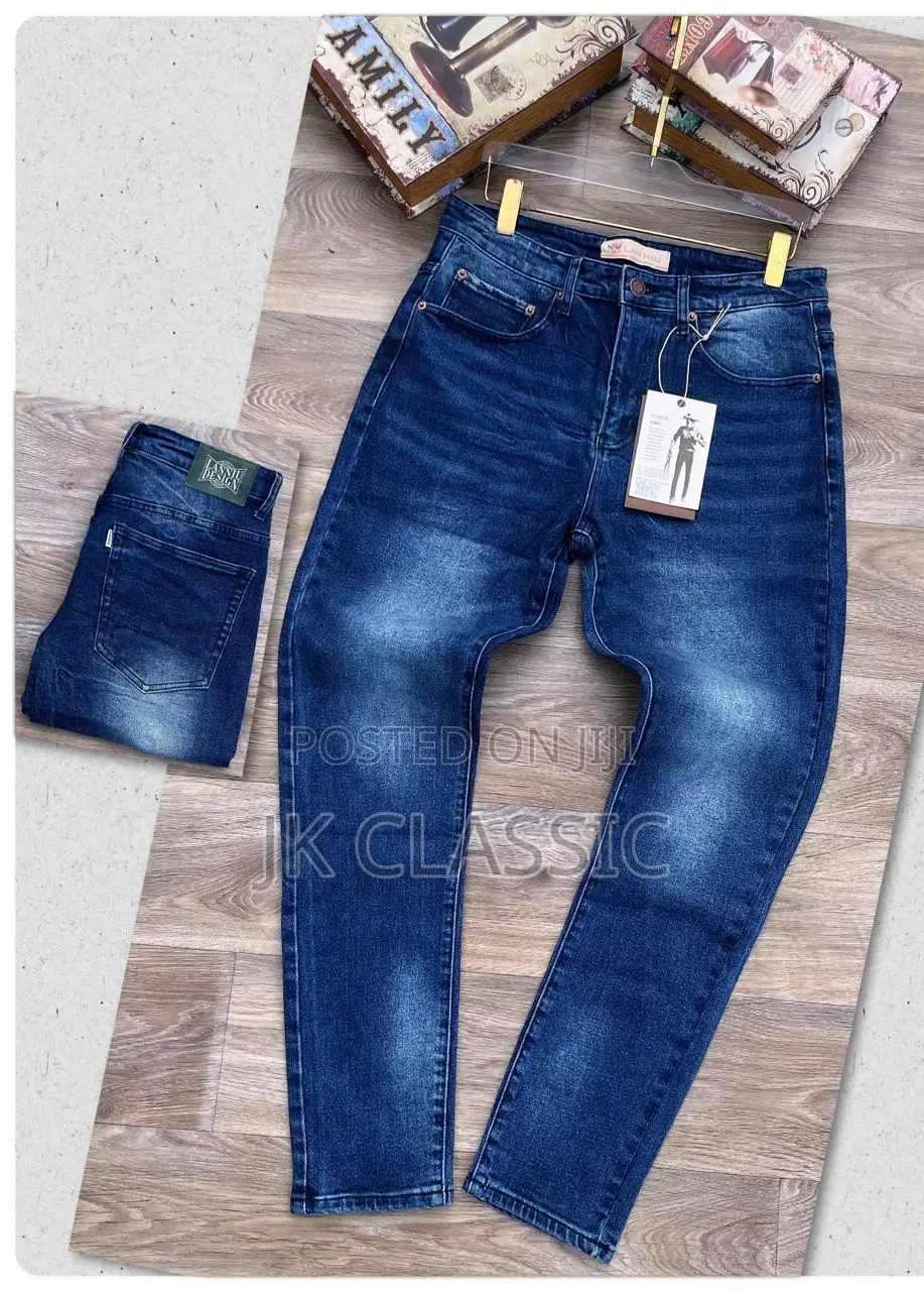 Original Designer Plain Men Jeans Available