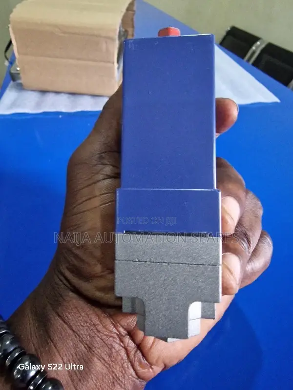 XML-A020A2S12 | 074945 | Telemecanique | Pressure Switch XMLA 20bar