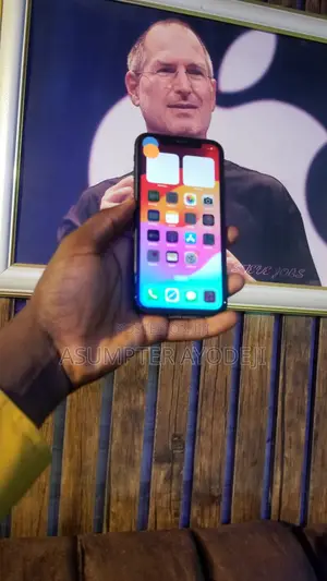 Apple iPhone XR 64 GB Black