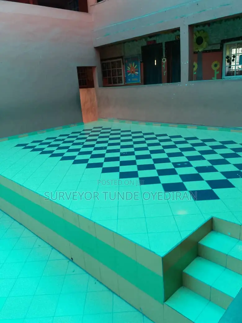 Functioning School on 4plots of Land With 250 Students ,