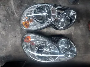 Headlight Hyndai Sonata 2004