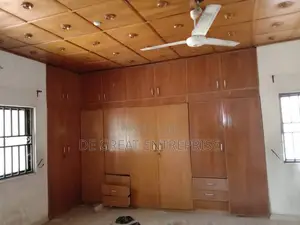 5bdrm Duplex in Private, Mabushi for rent