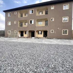 2bdrm Block of Flats in Gwarinpa Main for rent