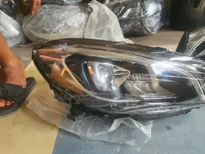 Headlights for Merchandise Benz CLA Merchandise Benz 2018.