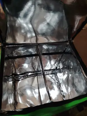 Medium Size Insulated Delivery Bags