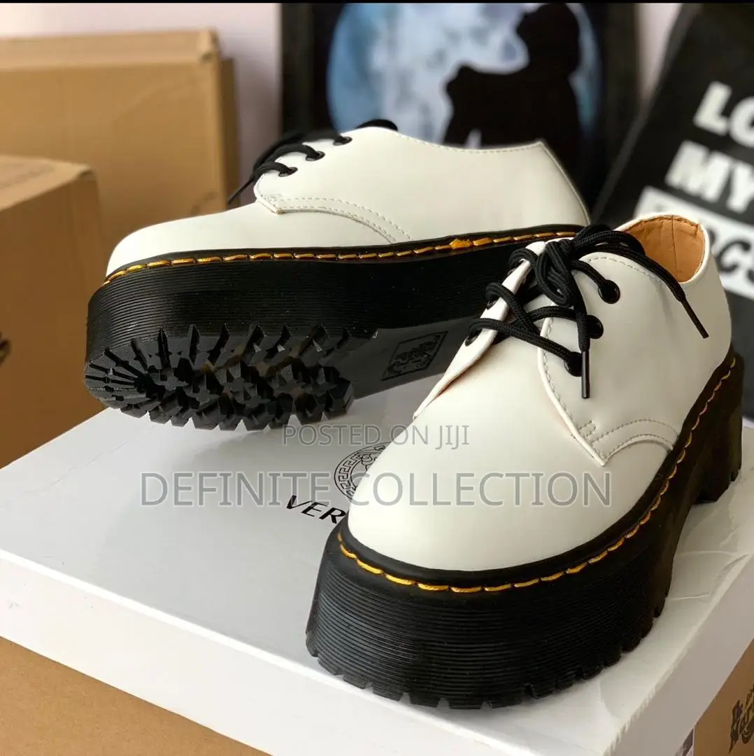 DR MARTENS Luxury Shoe