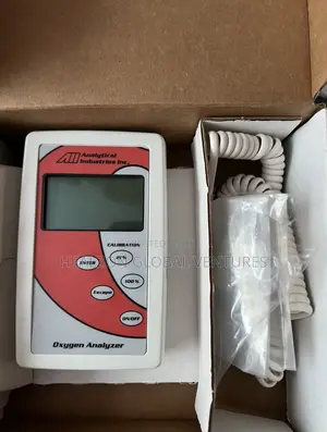Portable Oxygen Analyzer