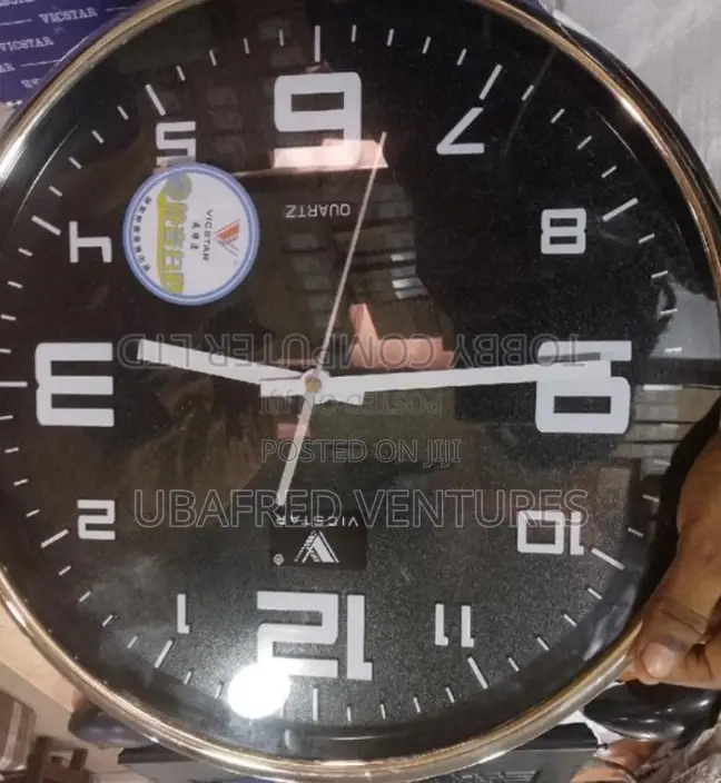 Wall Clock Spy Camera