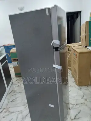 Top Freezer Silver Hisense
