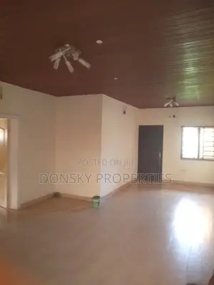 3bdrm Apartment in Magodo for rent