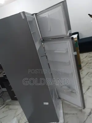 6 Shelves Top Freezer Silver Hisense
