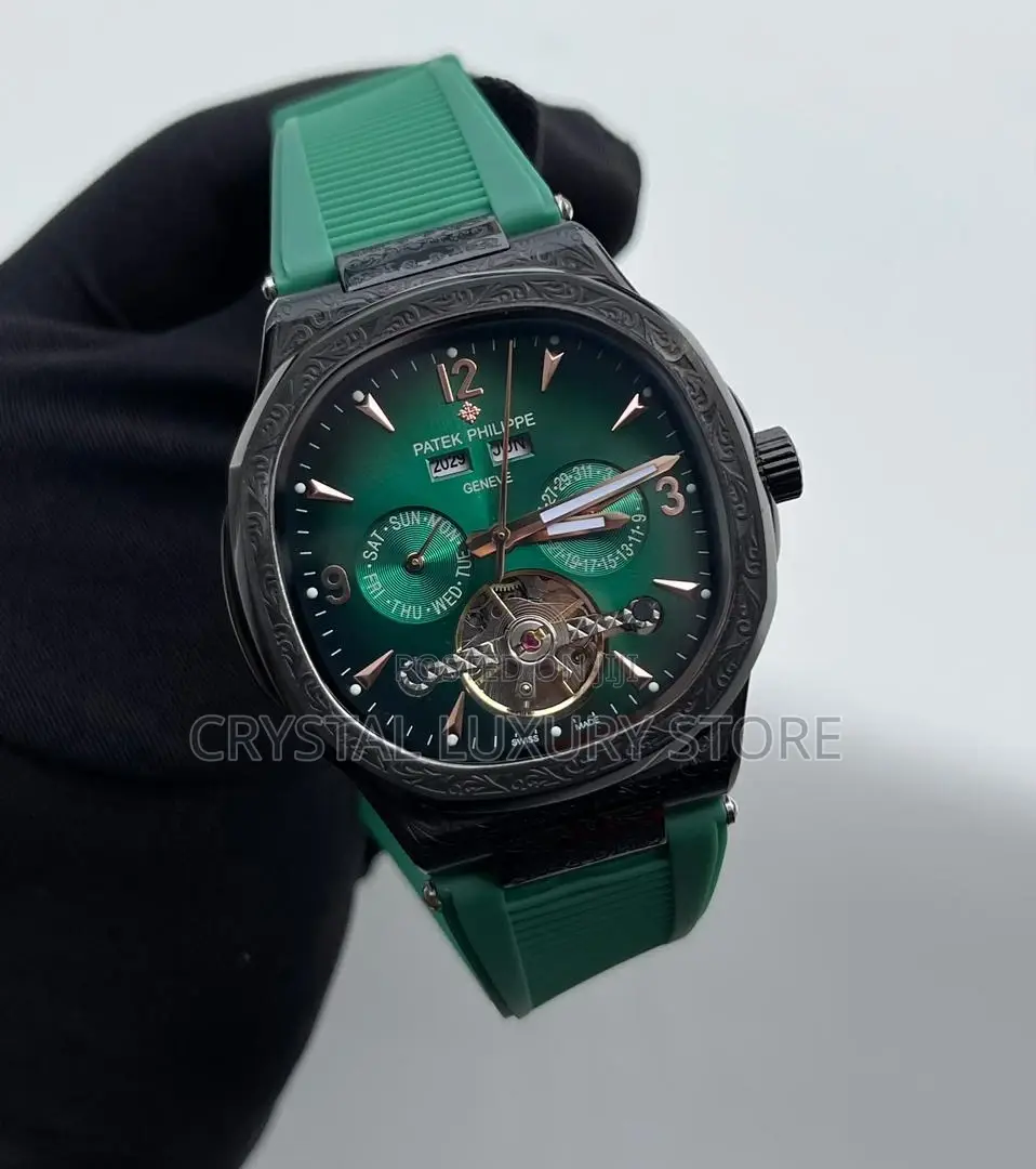 Automatic Engine Patek Phillipe Wristwatch