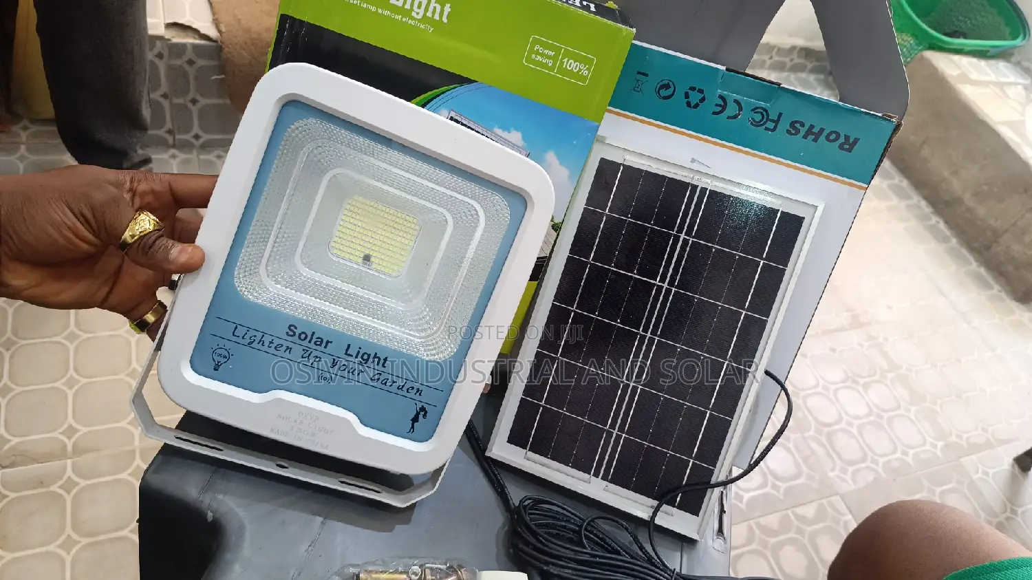 100w Solar Floodlight With Solar Panel