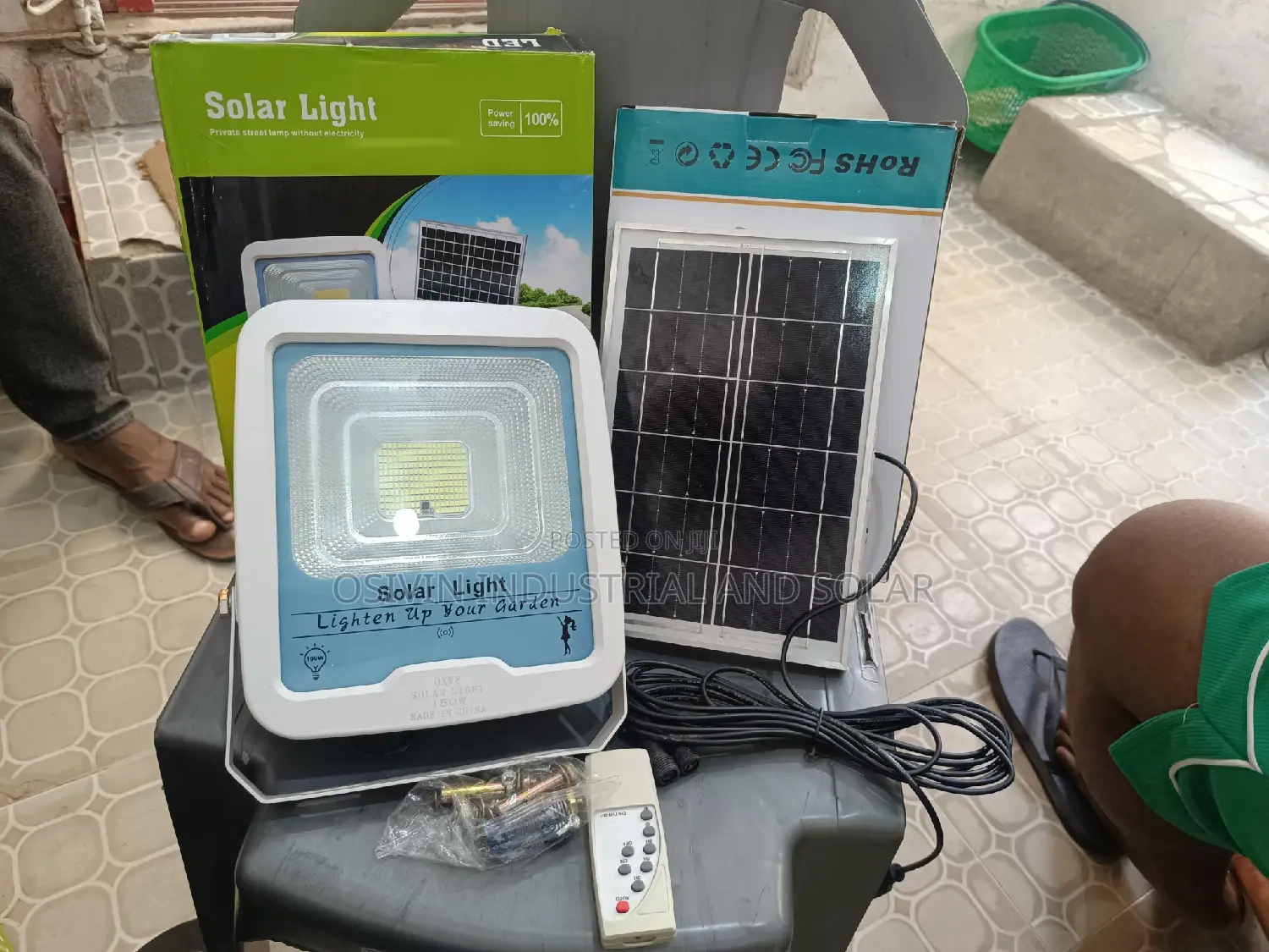 100w Solar Floodlight With Solar Panel
