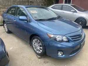 Toyota Corolla 2013 Blue
