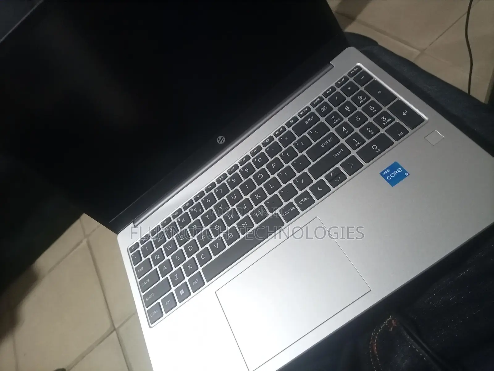 New Laptop HP 250 G10 8GB Intel Core i5 SSD 512GB