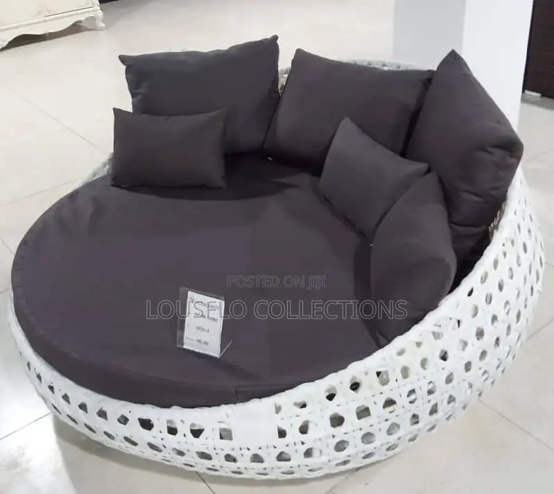 Quality King Size Round Ranta Bed