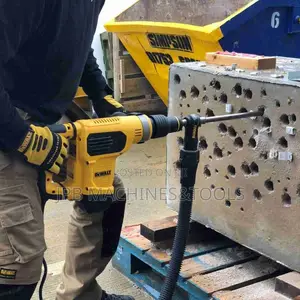 Dewalt 1100watts Rotary Hammer D25501K