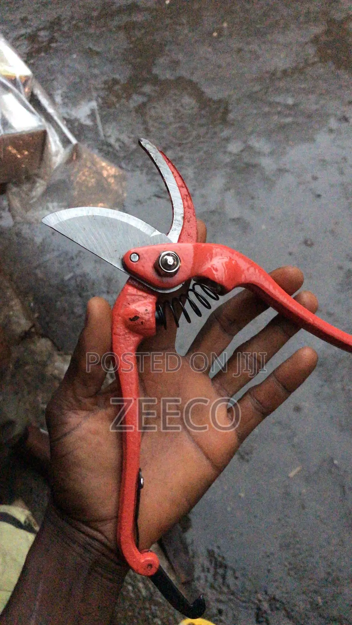 9”Flower Cutter