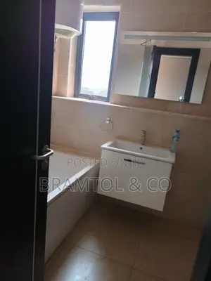 3bdrm Block of Flats in Maitama for rent