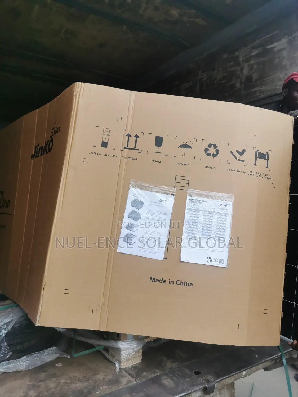 555w Jinko Mono Panels