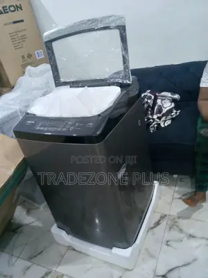 Silver Washing Machine 10.5kg Hisense