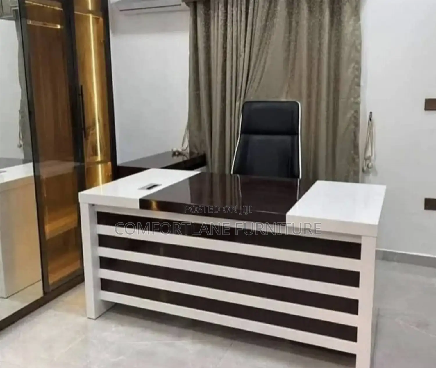 Office Table 1.6