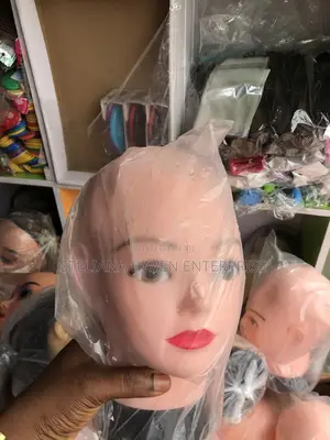 Dummy/ Mannequin Head