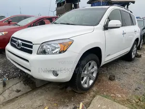 Toyota RAV4 2008 White