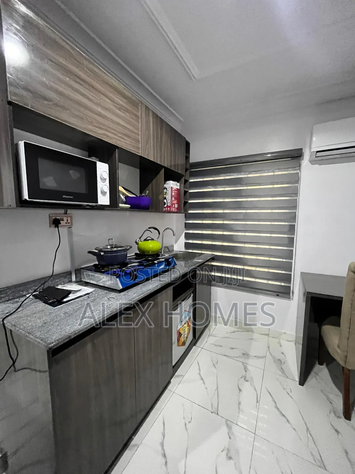 Studio Apartment