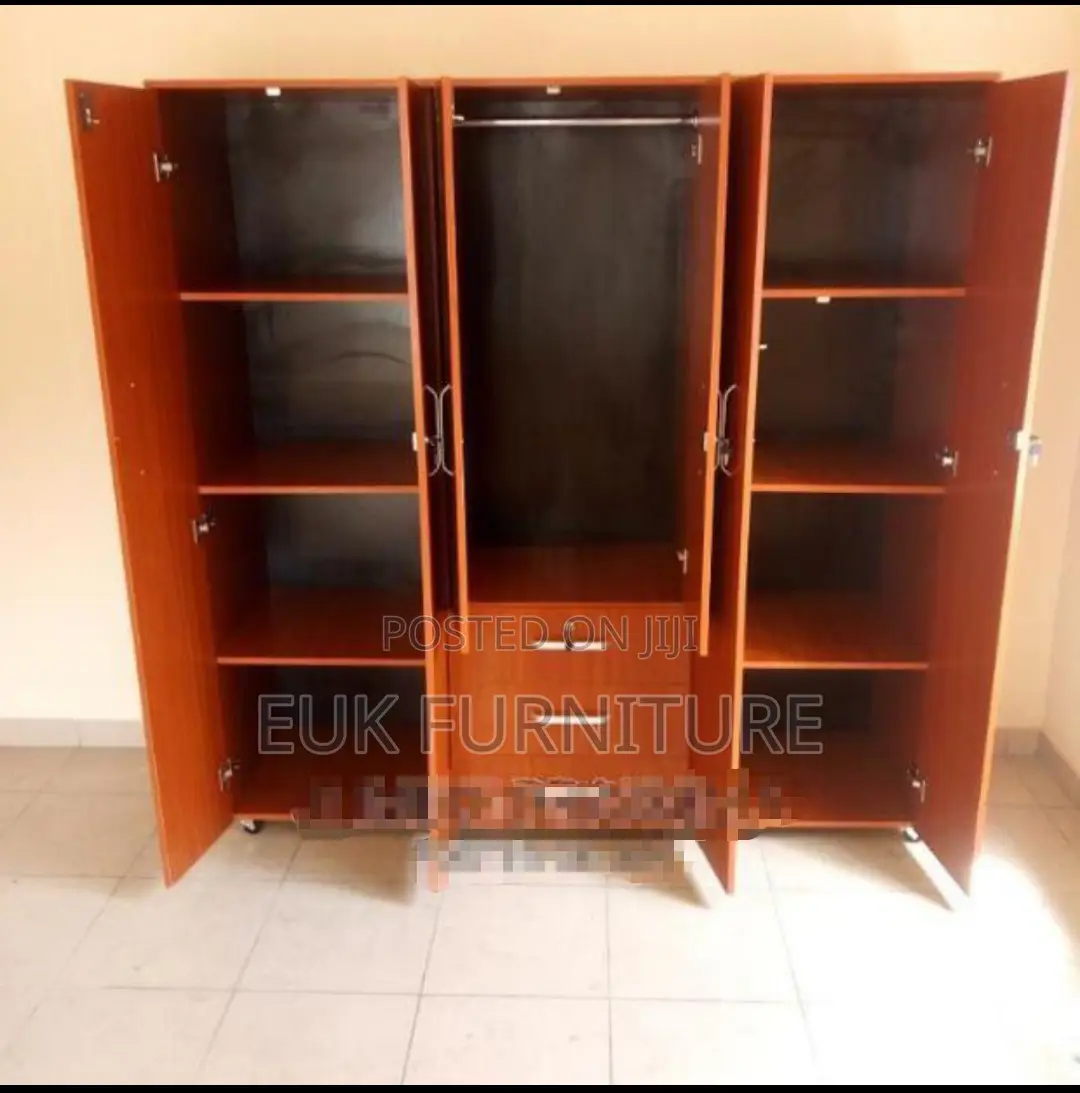 6ft by 6ft Wardrobe
