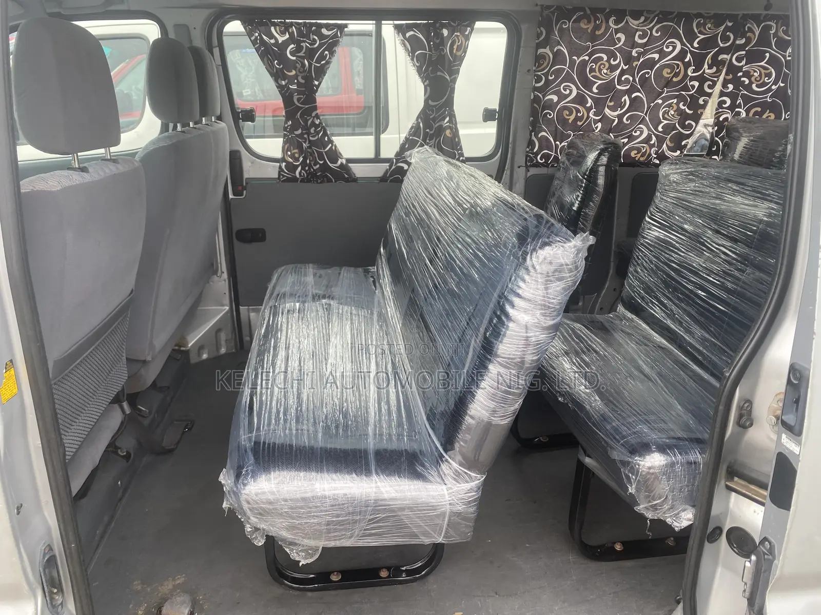 Toyota HiAce 2005 Grey