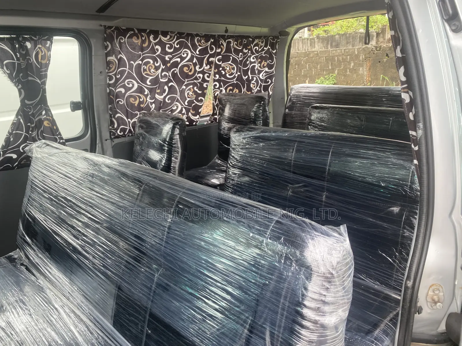 Toyota HiAce 2005 Grey