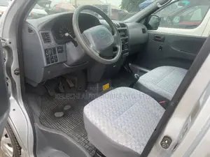 Toyota HiAce 2005 Grey