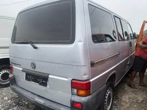 Volkswagen Transporter 2002 Grey