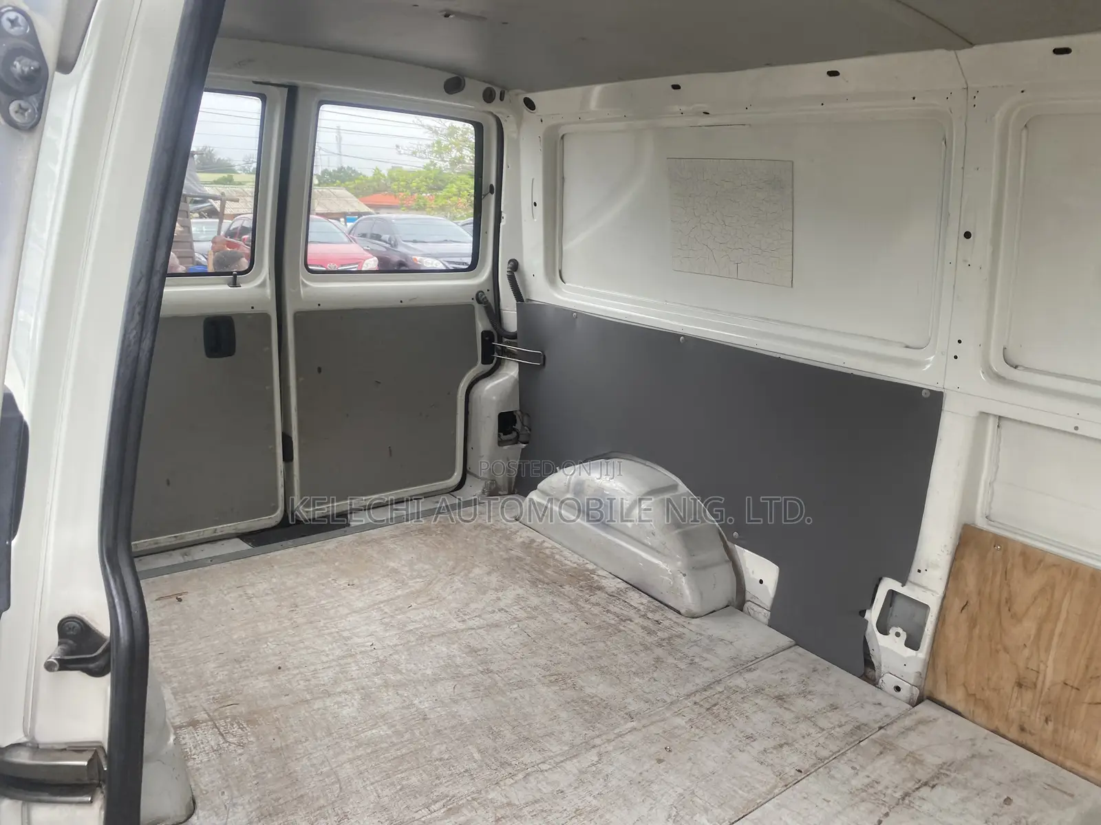 Volkswagen Transporter 2004 White