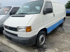 Volkswagen Transporter 2004 White
